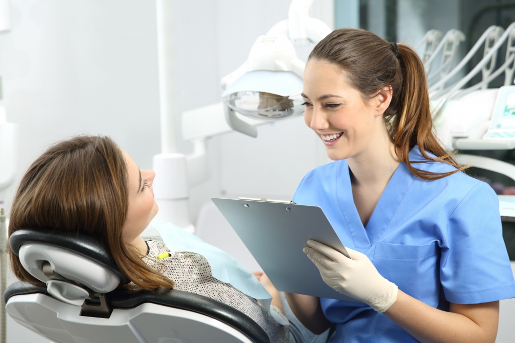 How to Prepare for Dental Assistant School