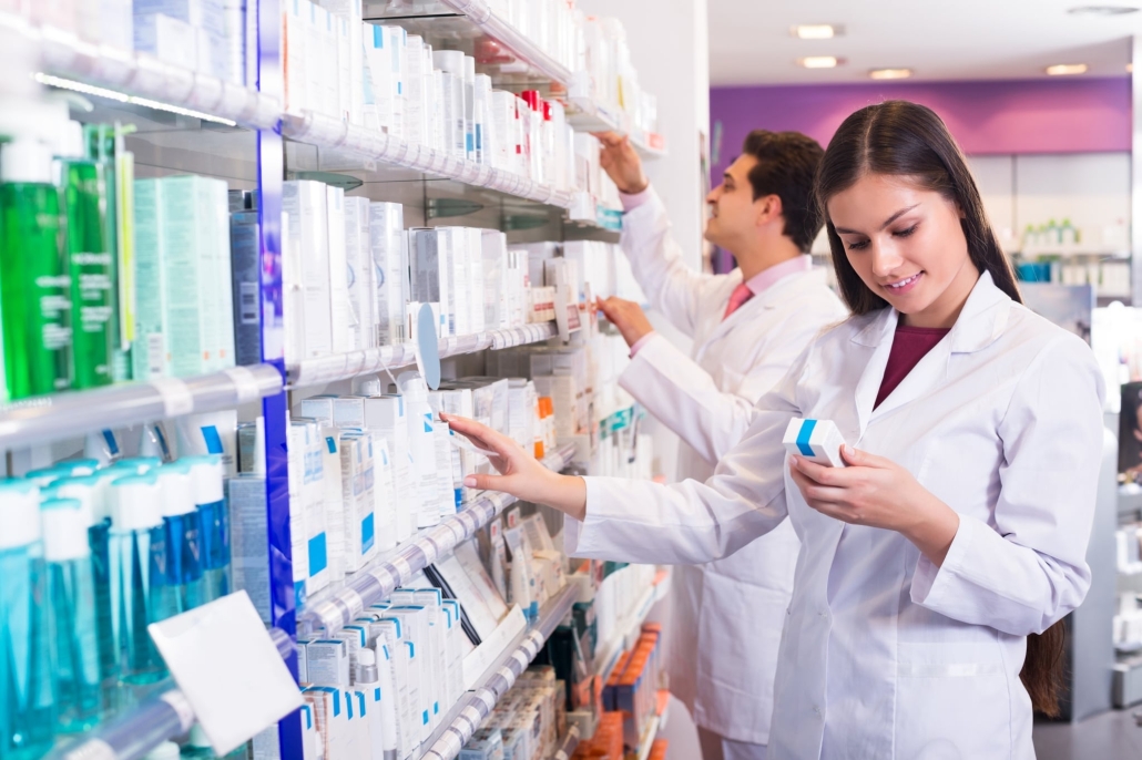 How to Become a Pharmacy Technician